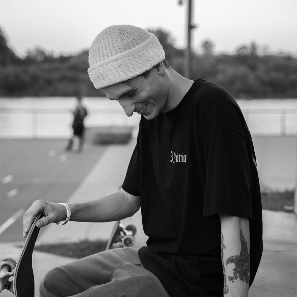Untitled 1k 1